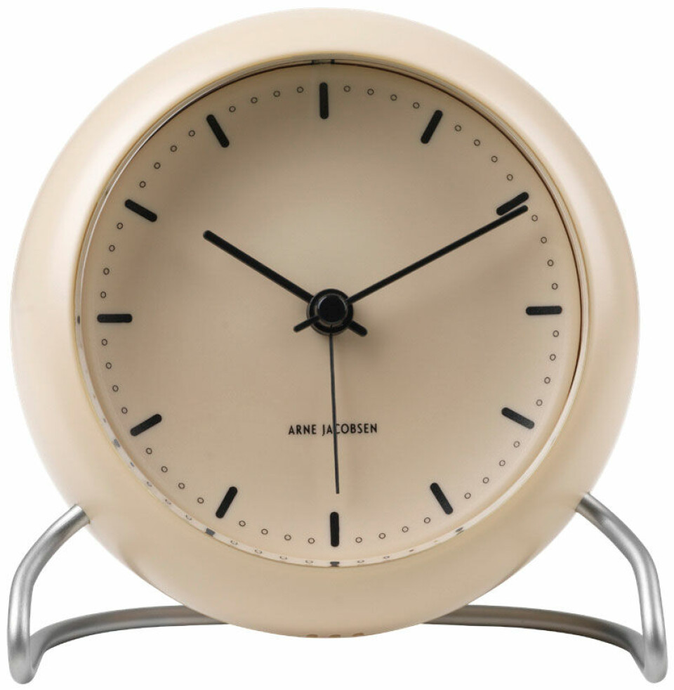 Bordur designet af Arne Jacobsen, Arne Jacobsen Clocks, 699 kr.